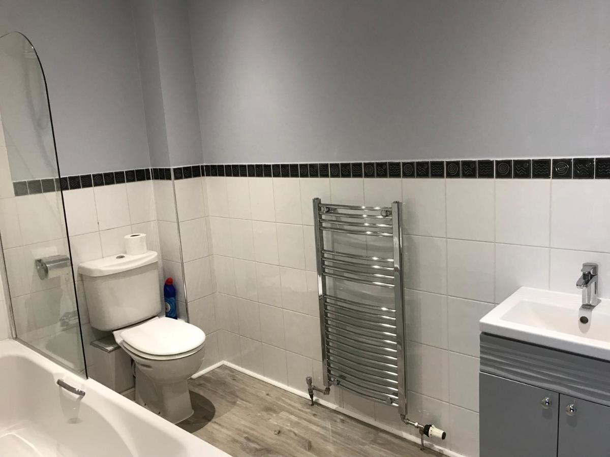 Flat Five, 212 Eaglesham Road, East Kilbride, Glasgow Buitenkant foto